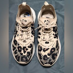 APL Streamline  Women's Parchment Black Leopard Running Shoes 6.5